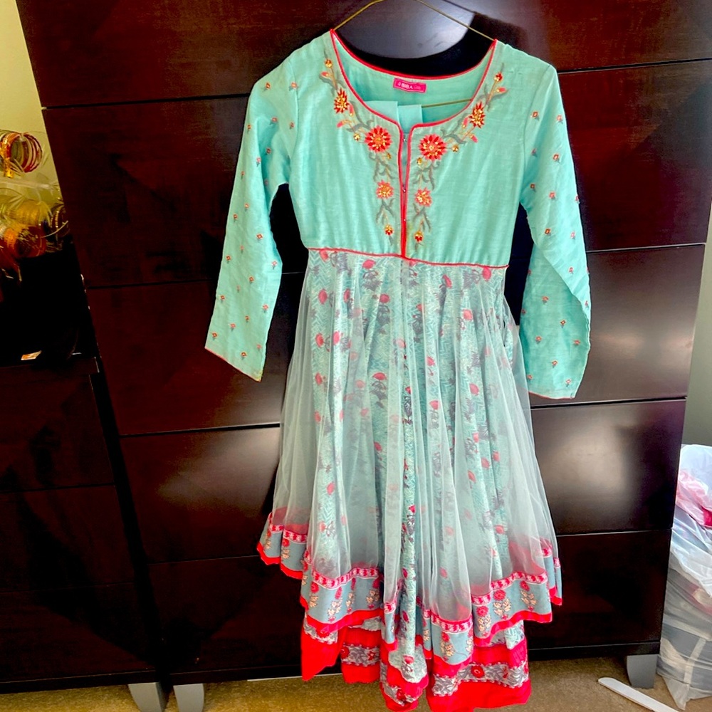 Pretty big girl’s anarkali with pants